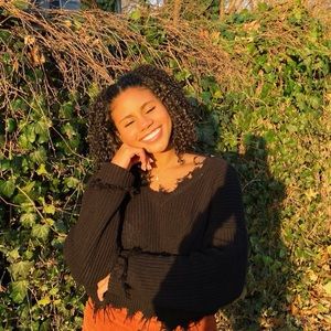 Meet your Posher, Cassie